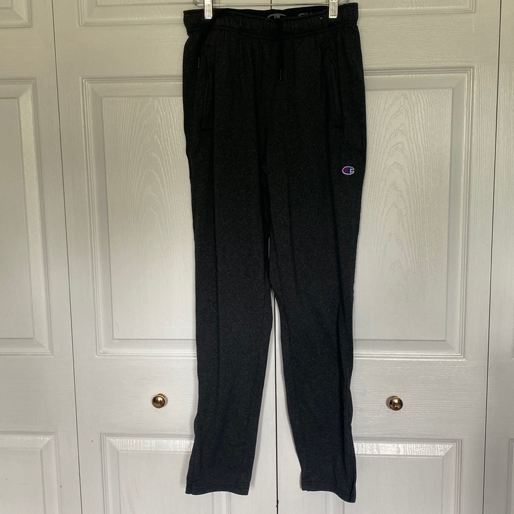 Champion Joggers in a dark heather grey in size M